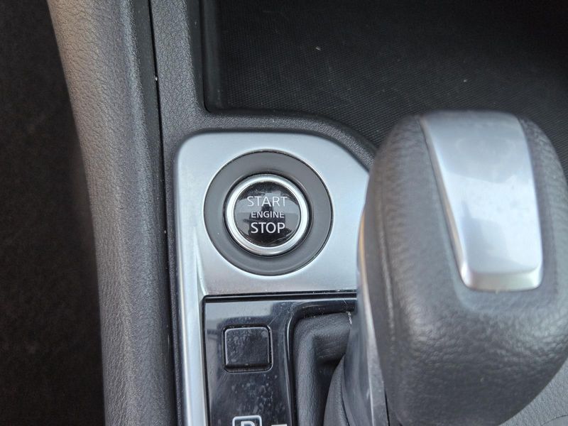 Used 2025 Nissan Sentra SV CVT