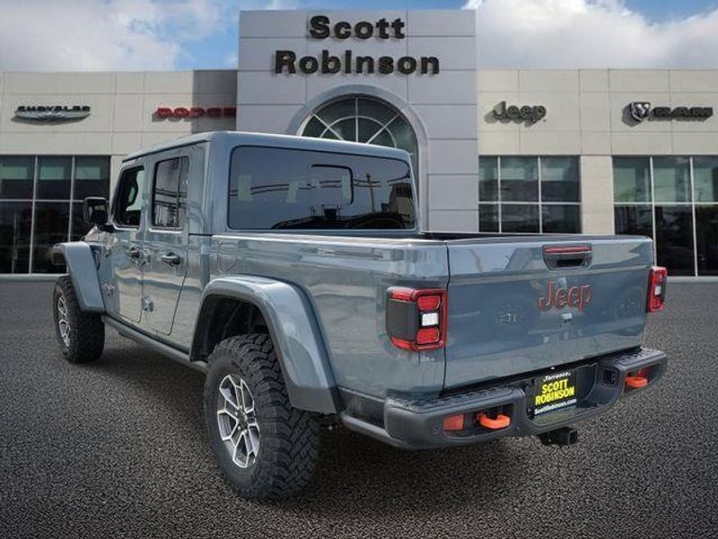 New 2026 Jeep Gladiator Mojave 4x4
