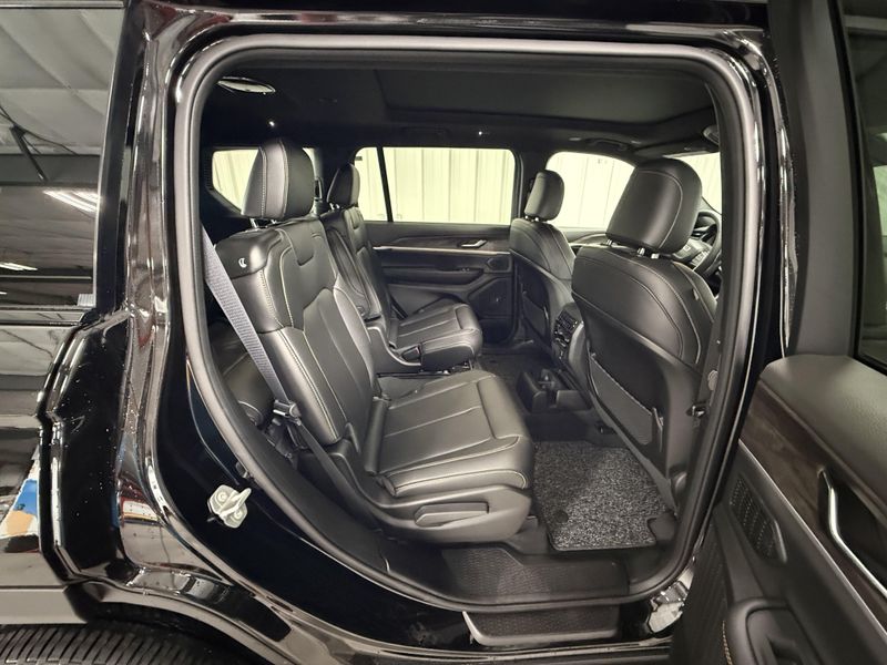 New 2026 Jeep Grand Cherokee L 85th Anniversary EditionImage 10