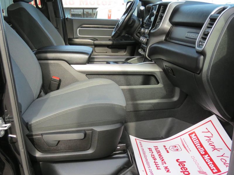 Used 2022 RAM 3500 Big Horn 4x4 4dr Crew Cab 6.3 ft. SB SRW PickupImage 11