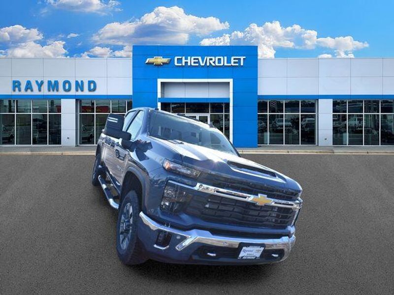 New 2026 Chevrolet Silverado 2500HD LTImage 10