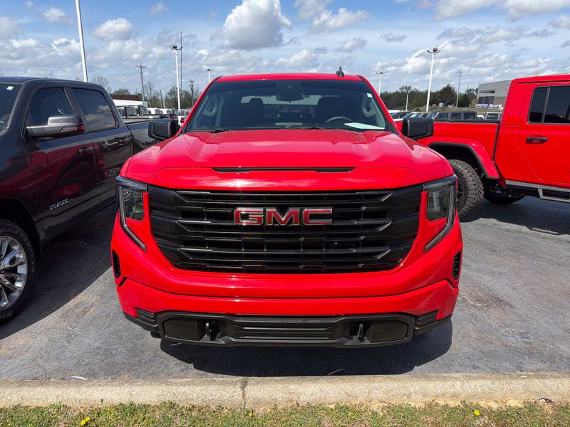 Used 2024 GMC Sierra 1500 ProImage 2