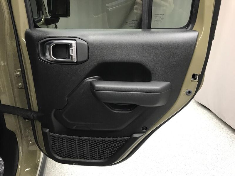 New 2026 Jeep Gladiator Willys 