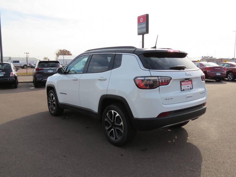 2023 Jeep Compass Limited 4x4 4dr SUVImage 7