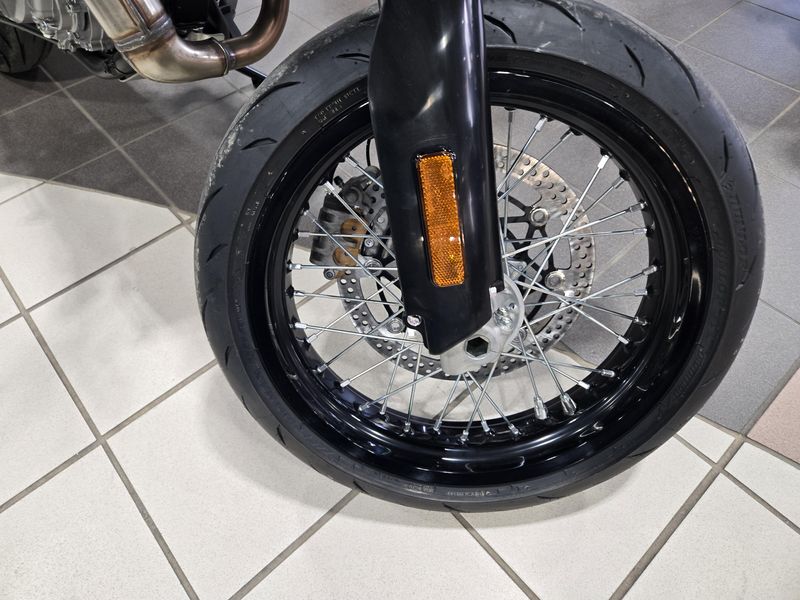 2025 Suzuki DRZ 4SM SKY GRAY Image 16