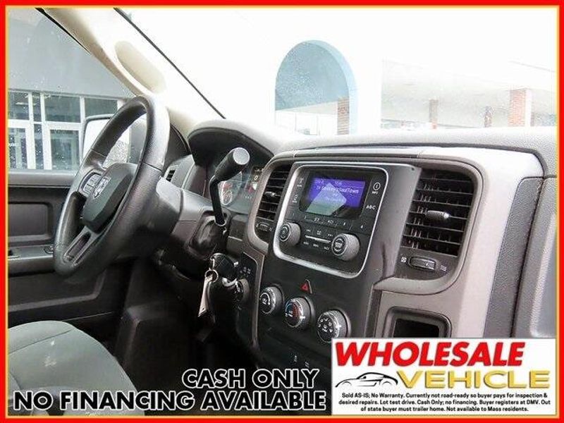 2014 RAM 1500 ExpressImage 8