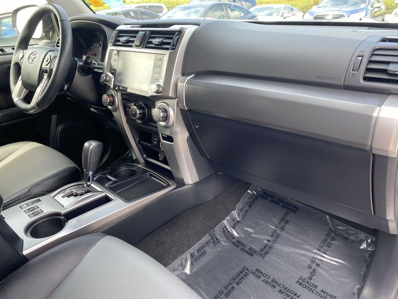 2022 Toyota 4Runner SR5 PremiumImage 13