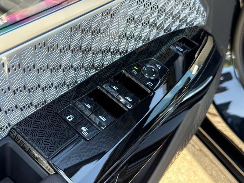 Used 2026 BMW i7 xDrive60Image 20