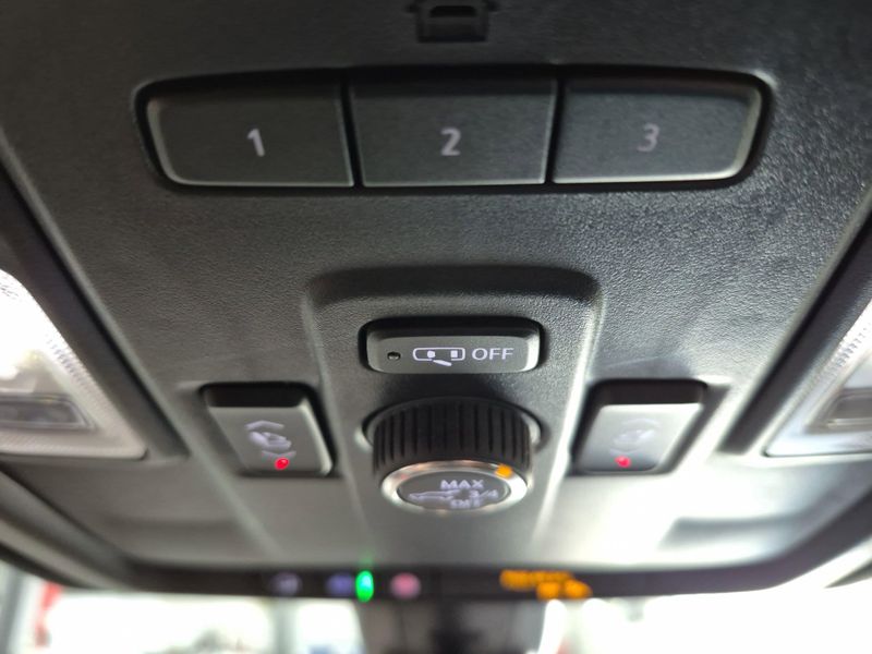 Used 2021 Chevrolet Tahoe High CountryImage 34