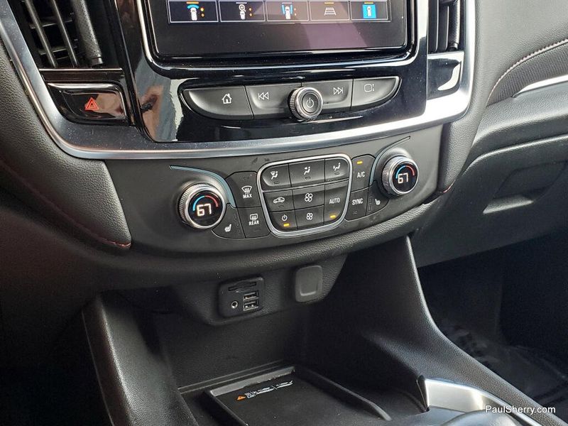 Used 2022 Chevrolet Traverse RS