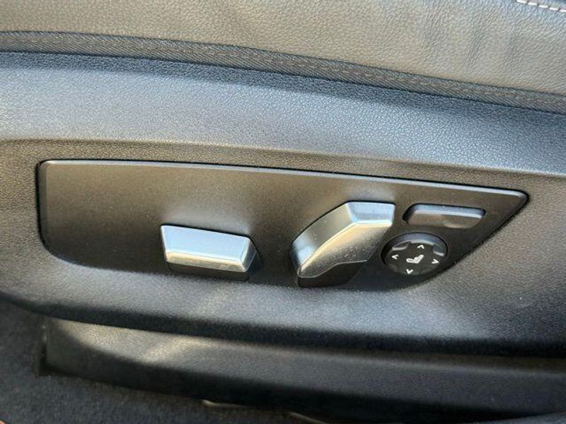 Used 2023 BMW 5 Series 530e iPerformanceImage 20