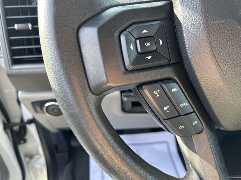 2022 Ford F-250 XLImage 22