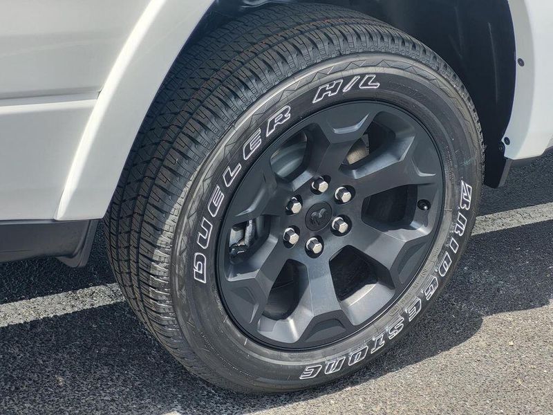 2025 RAM 1500 Lone Star Crew Cab 4x4 5