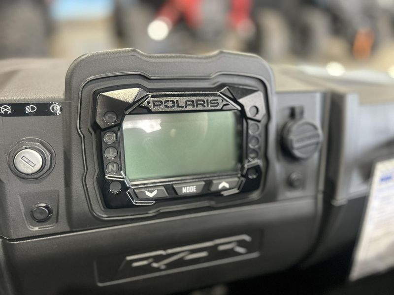 2025 Polaris RZR 200 EFI Image 11
