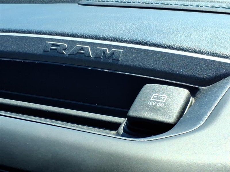 2024 Ram 1500 Tradesman photo 11