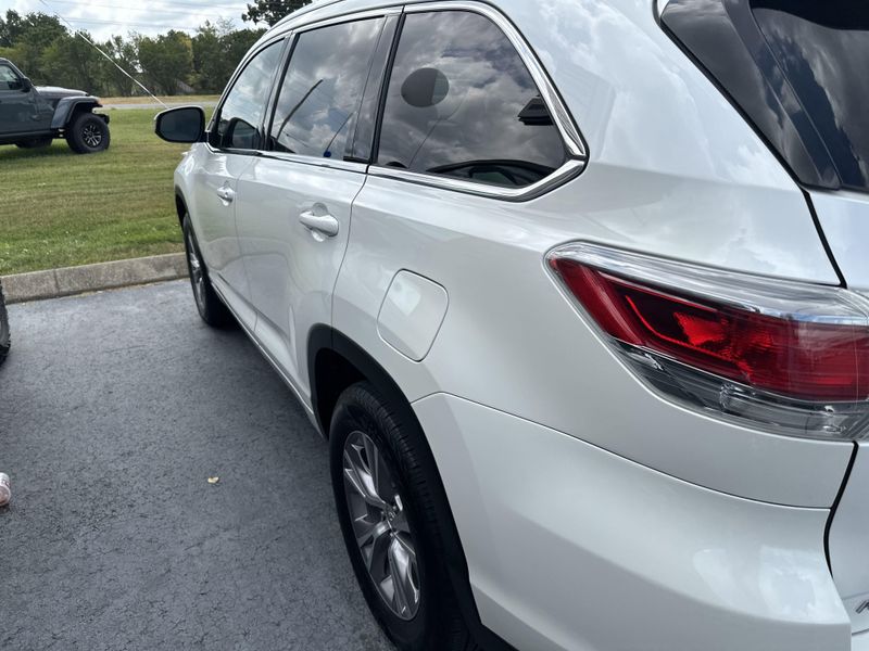 Used 2015 Toyota Highlander XLEImage 10