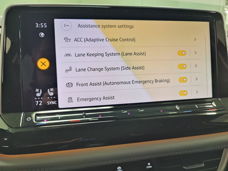 Used 2025 Volkswagen Atlas Peak Edition AWD w/SunroofImage 10