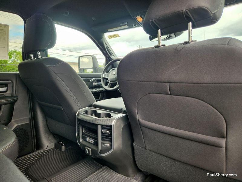 New 2025 RAM 2500 Big Horn Crew Cab 4x4 6'4' Box