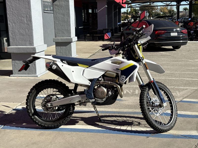 New 2025 Husqvarna FE 350S Image 10