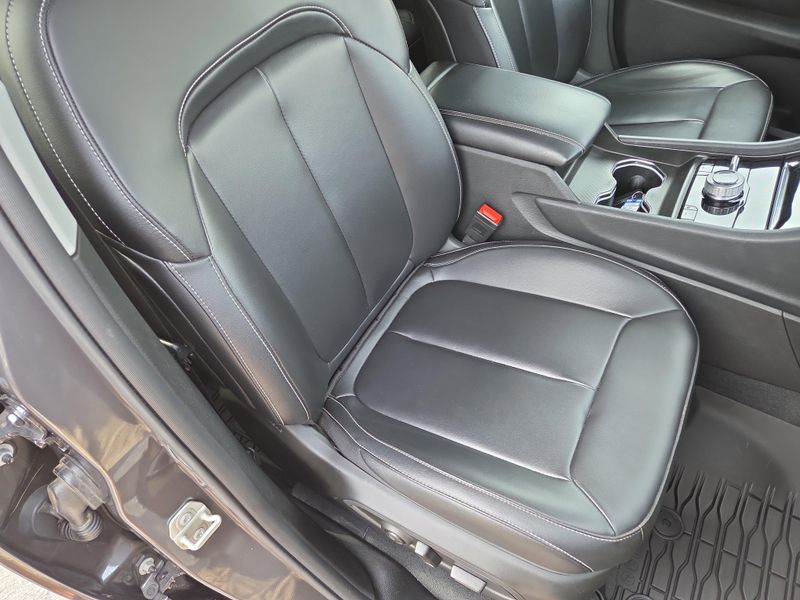 2023 Jeep Grand Cherokee Base photo 15