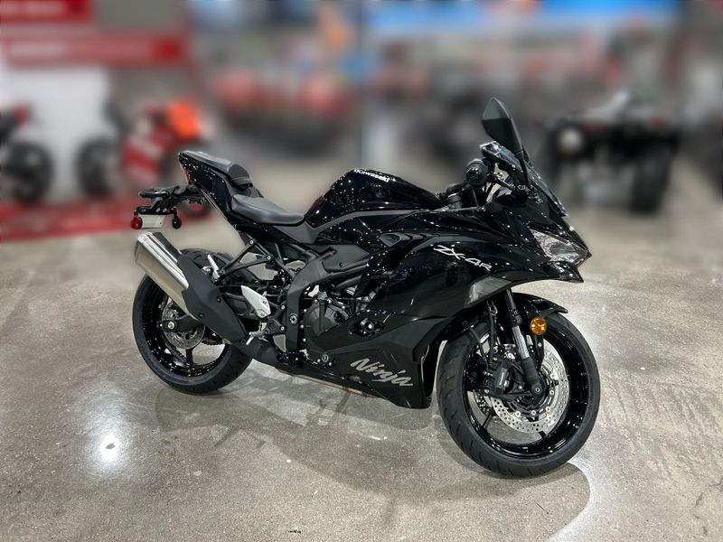 New 2026 Kawasaki NINJA ZX-4R ABS Image 10