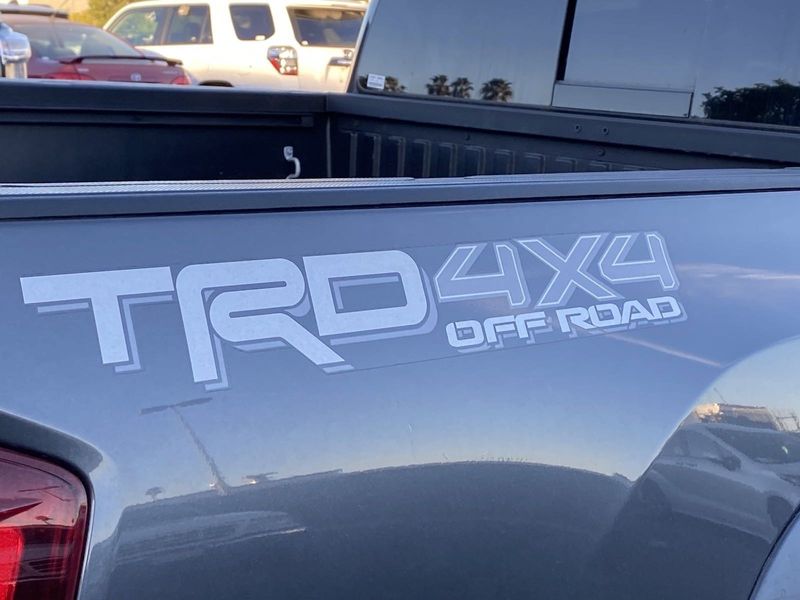 2018 Toyota Tacoma TRD Off-RoadImage 4