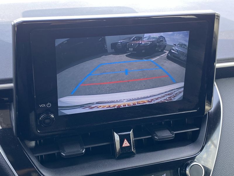 2024 Toyota Corolla SEImage 21