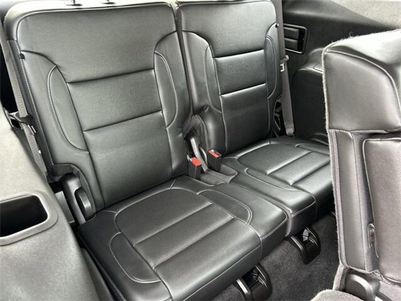 Used 2022 GMC Acadia SLTImage 15