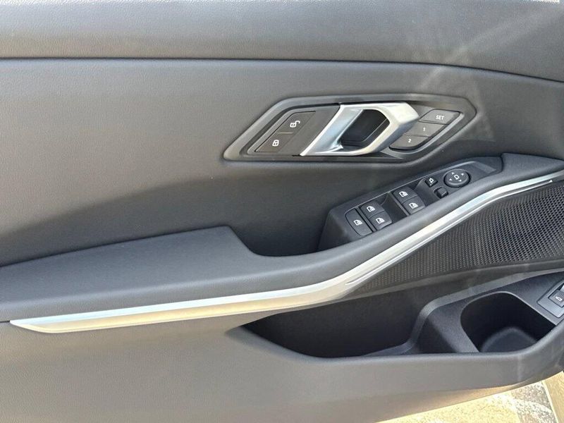New 2026 BMW 3 Series 330iImage 14
