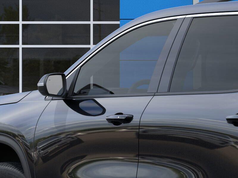 New 2025 Chevrolet Traverse FWD LTImage 12