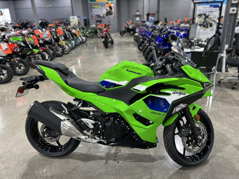 New 2026 Kawasaki NINJA 500 Image 3