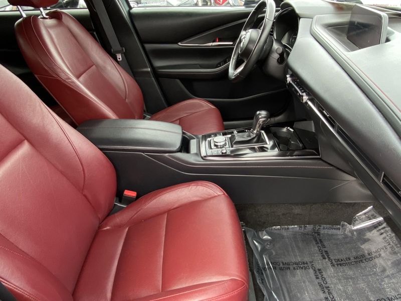 Used 2024 Mazda CX-30 2.5 S Carbon EditionImage 10