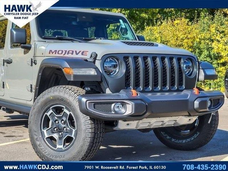 2021 Jeep Gladiator Mojave photo 2