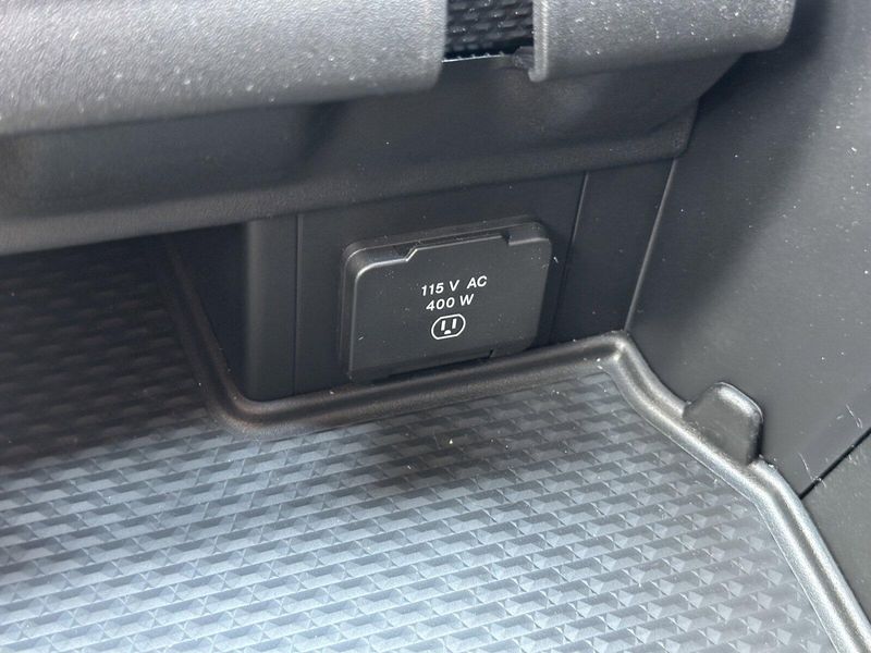 2025 RAM 1500 Big HornImage 24