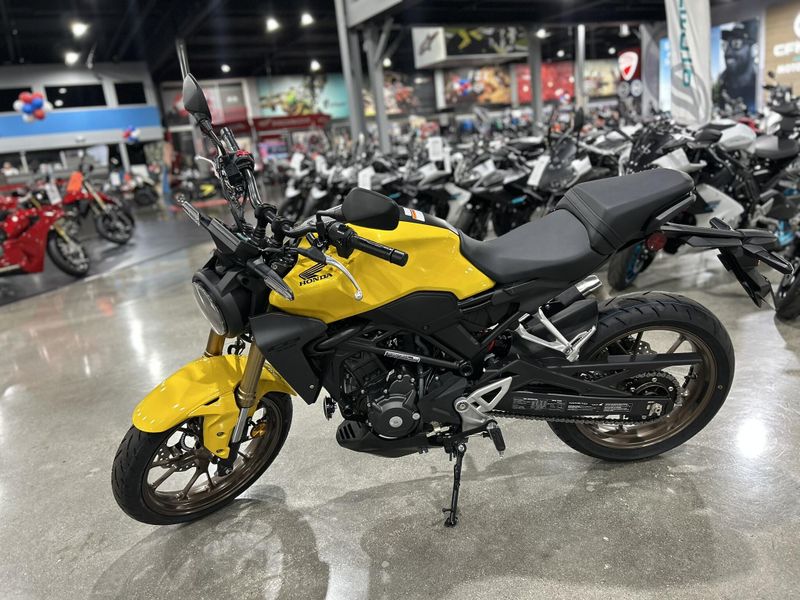 New 2025 Honda CB300R ABS Image 14