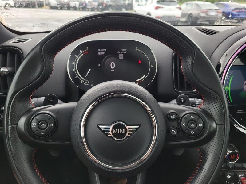 2021 MINI Countryman ClassicImage 13