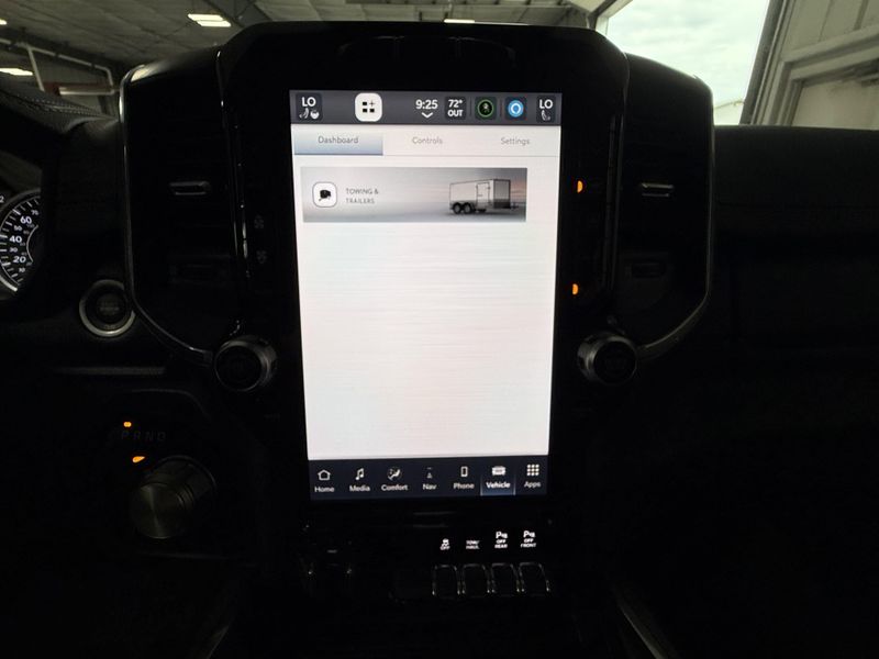Used 2023 RAM 1500 LaramieImage 32