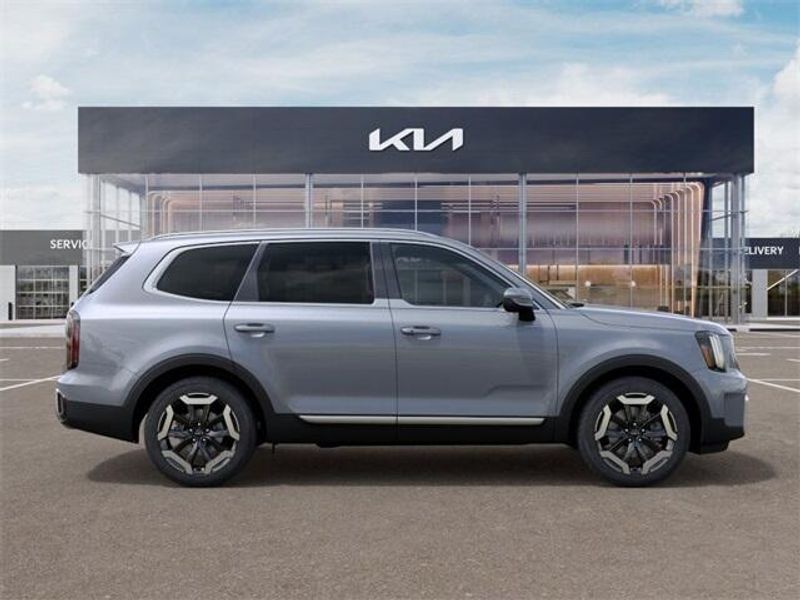 2025 Kia Telluride EXImage 7