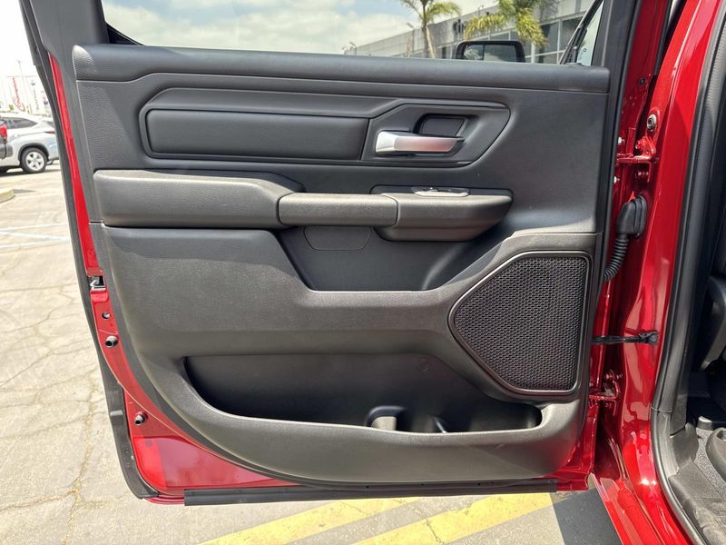 New 2026 RAM 1500 Tradesman Crew Cab 4x2 5'7' Box
