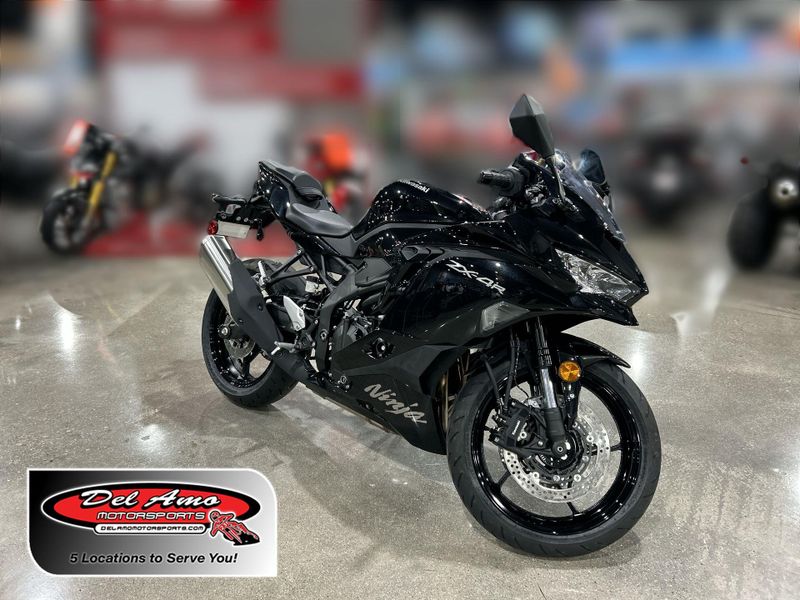 New 2026 Kawasaki NINJA ZX-4R ABS 