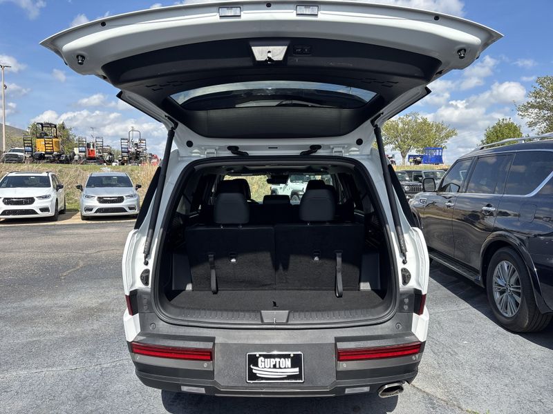 Used 2024 Hyundai Santa Fe LimitedImage 9