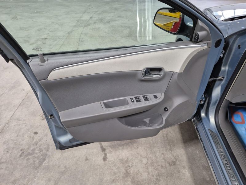 2009 Chevrolet Malibu LT w/1LTImage 22