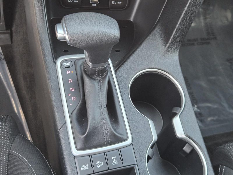 Used 2022 Kia Sportage LX AWD