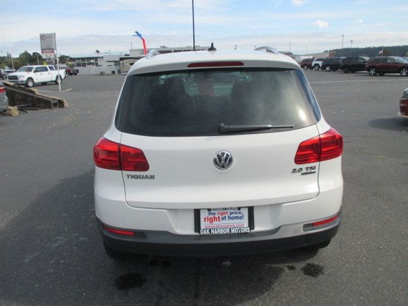 2012 Volkswagen Tiguan Image 8