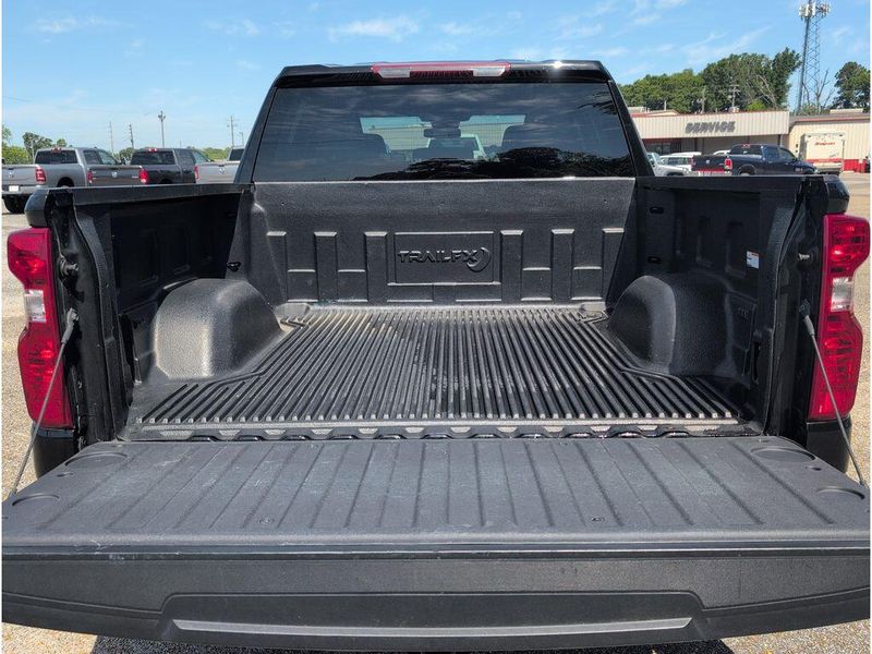 Used 2025 Chevrolet Silverado 1500 LTImage 34