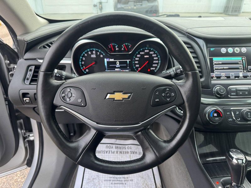 2019 Chevrolet Impala LTImage 18