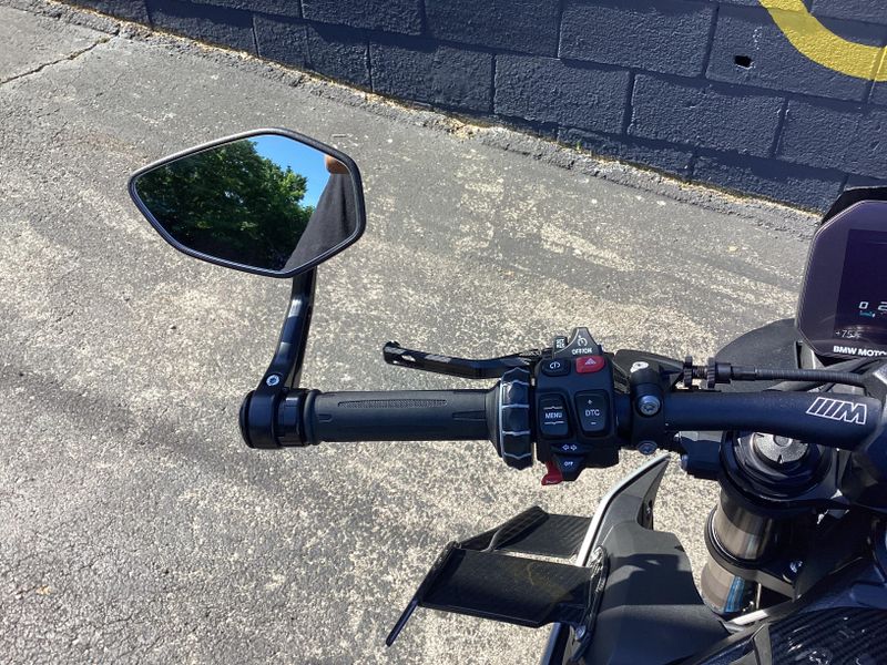 New 2026 BMW M 1000 R 