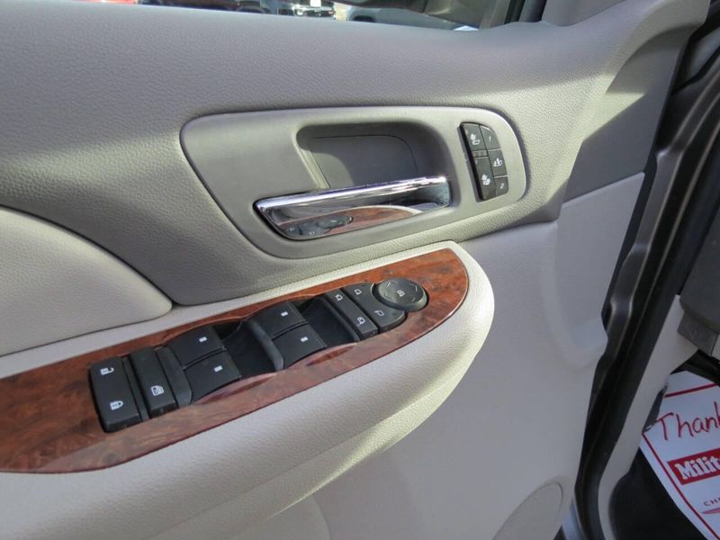 Used 2008 Chevrolet Tahoe LTZ 4x4 4dr SUVImage 16