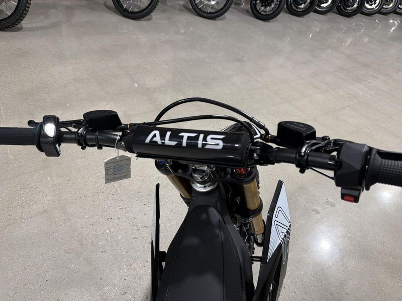New 2026 Altis Delta Image 24