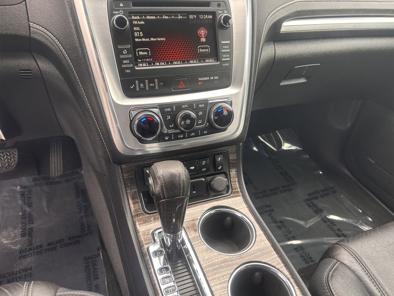 2015 GMC Acadia SLTImage 25
